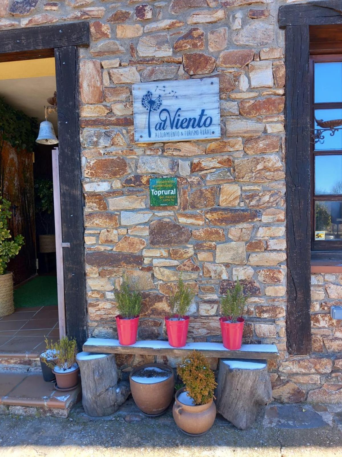 Al Viento, Alojamiento & Turismo Rural Pradena Del Rincon Luaran gambar